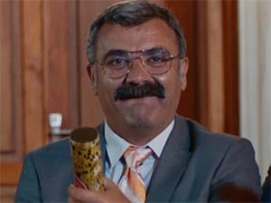 Kolonya Cumhuriyeti - Mahir İpek - Hilmi