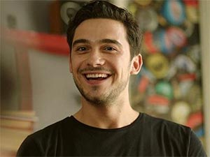 ogrenci kafasi soygun cuneyt tolgar ozaltindere kimdir gercek ismi rolu