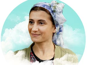 Aşka Geldik - Beyza Atiye Kimdir?