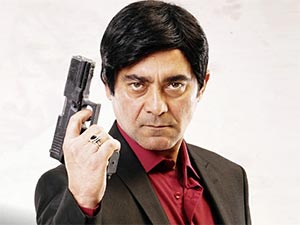 Cenaze İşleri - Ergun Kuyucu - Deli Yakup Kimdir?