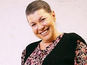 Cenaze İşleri - Suzan Aksoy - Fatma Kimdir?