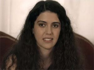 Dar Elbise - Cemre Ebuzziya Kimdir?