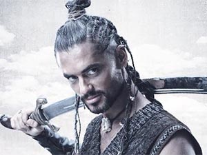 Direniş Karatay - Nik Xhelilaj - Börke Kimdir?