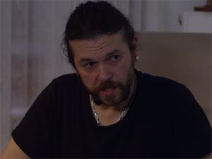 Geri Döndü - Gökhan Koç - Burak Kimdir?