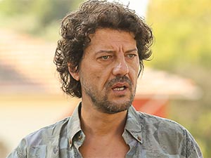 Hedefim Sensin - İlker Aksum - Yarım Hasan Kimdir?