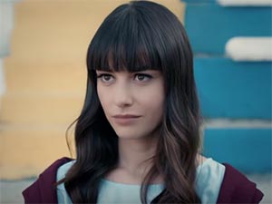 Organik Aşk Hikayeleri - Özge Gürel Kimdir?