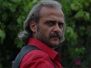 Sol Şerit - Sermet Yeşil - Sıtkı Kimdir?