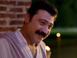 Tatlım Tatlım - Bülent Emrah Parlak Kimdir?