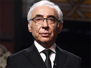 Yol Ayrımı - Şener Şen - Mazhar Kozanlı Kimdir?