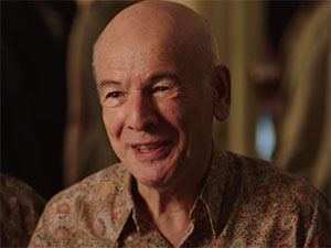 İstanbul Kırmızısı - Tuğrul Çetiner Kimdir?